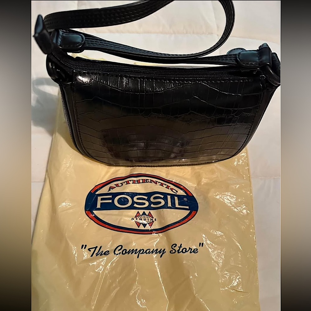 Fossil Black Croc-Embossed Women's Bag